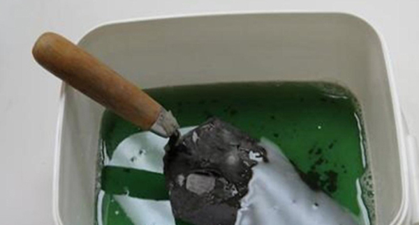 پاک کننده سیمان از ابزار فلزی